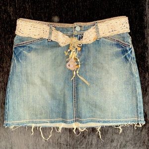 Ellie Tahari Denim Mini Skirt Size 2